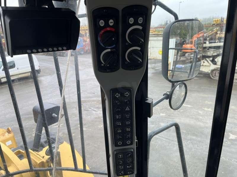 Chargeuse sur pneus Caterpillar 950K
