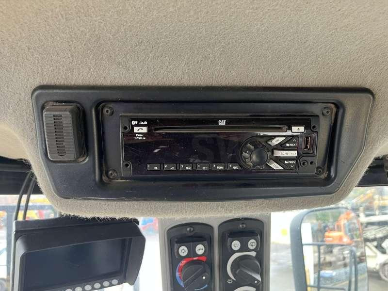 Chargeuse sur pneus Caterpillar 950K