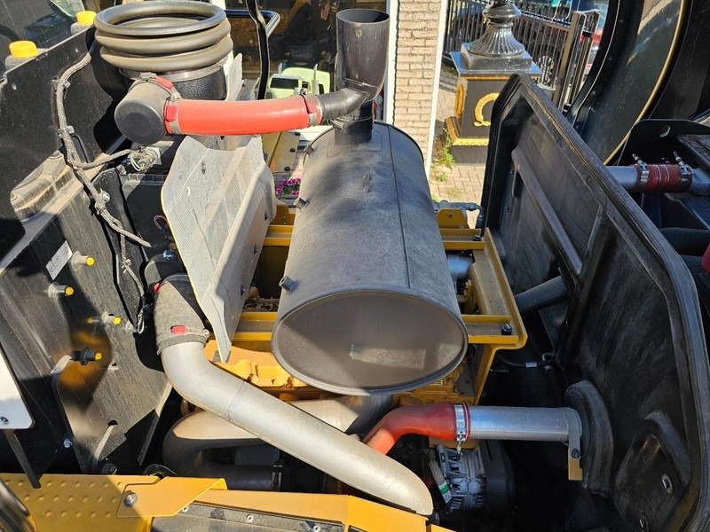 Chargeuse sur pneus Caterpillar 950L