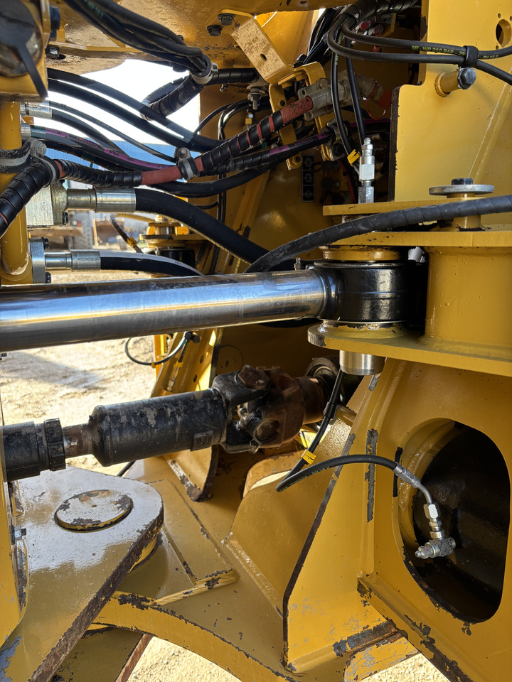 Chargeuse sur pneus Caterpillar 950M