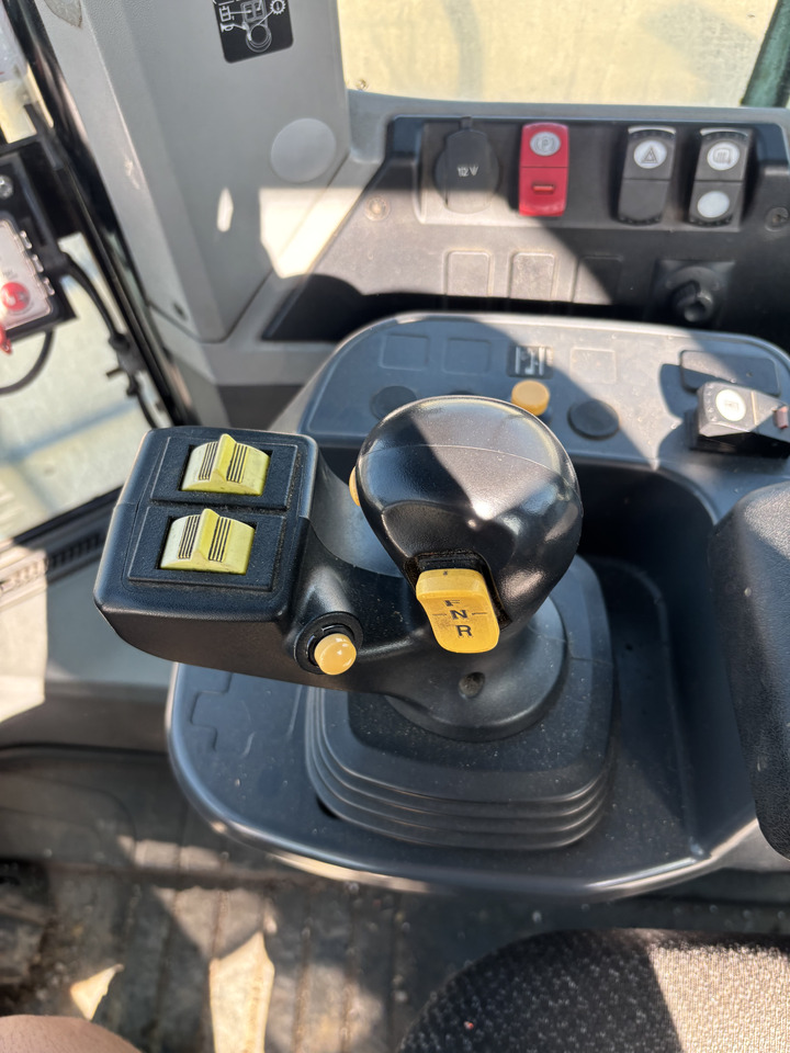 Chargeuse sur pneus Caterpillar 950M