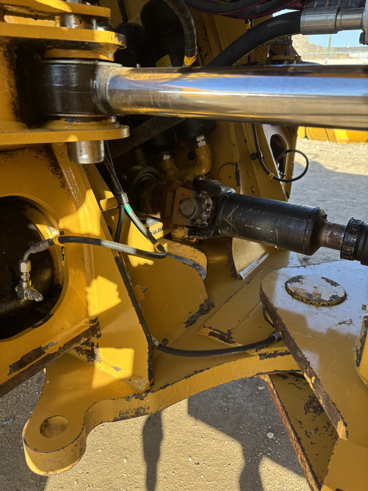 Chargeuse sur pneus Caterpillar 950M