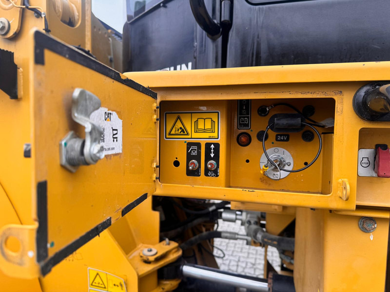 Chargeuse sur pneus Caterpillar 950M NVT