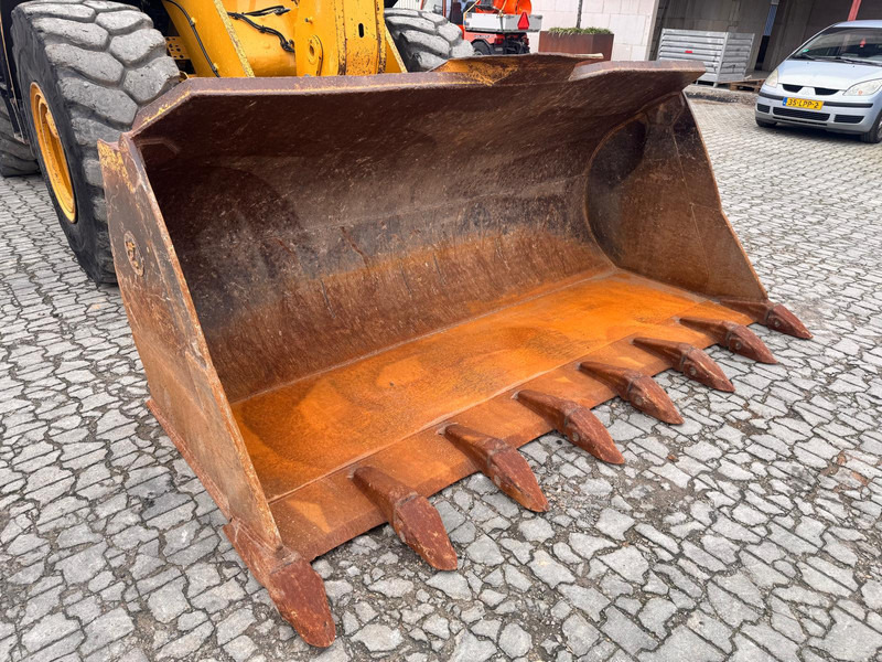 Chargeuse sur pneus Caterpillar 950M NVT