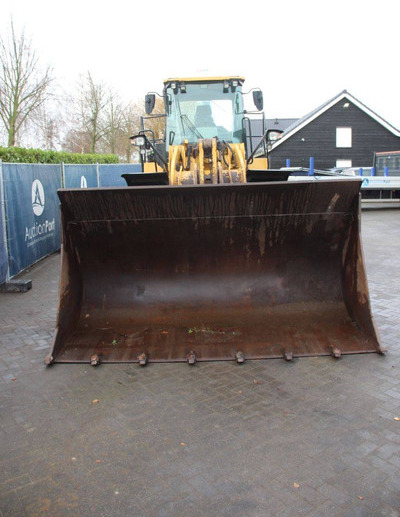 Chargeuse sur pneus Caterpillar 950 GC