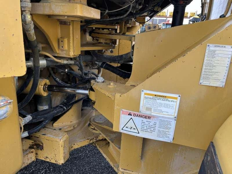 Chargeuse sur pneus Caterpillar 962G