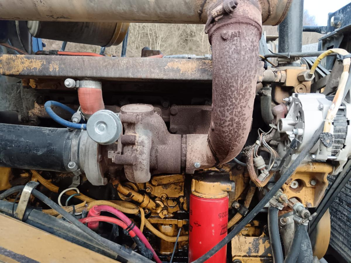 Chargeuse sur pneus Caterpillar 962G 1