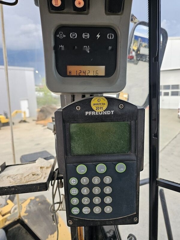 Chargeuse sur pneus Caterpillar 962H