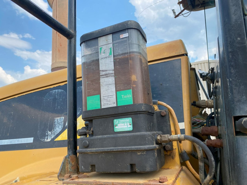 Chargeuse sur pneus Caterpillar 962H NVT