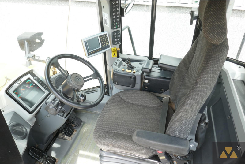 Chargeuse sur pneus Caterpillar 962K