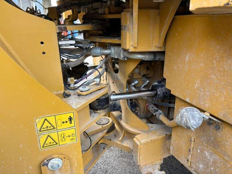 Chargeuse sur pneus Caterpillar 962K