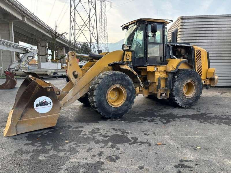 Chargeuse sur pneus Caterpillar 962K