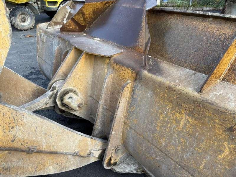 Chargeuse sur pneus Caterpillar 962K