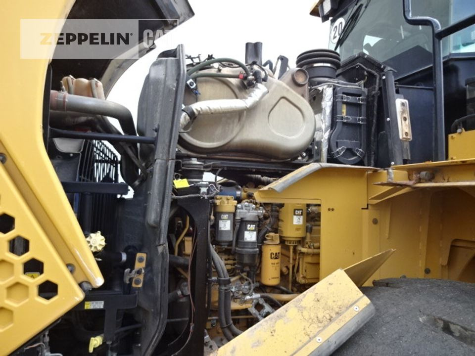 Chargeuse sur pneus Caterpillar 962M