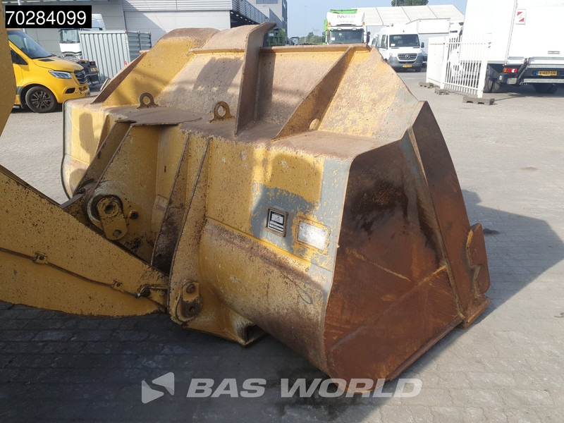 Chargeuse sur pneus Caterpillar 962 M GERMAN MACHINE