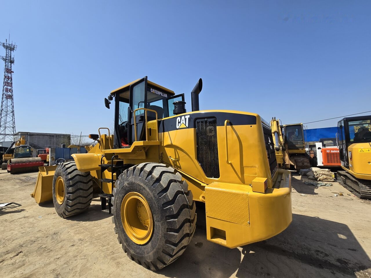 Chargeuse sur pneus Caterpillar 966G