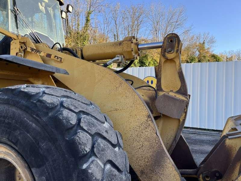 Chargeuse sur pneus Caterpillar 966G