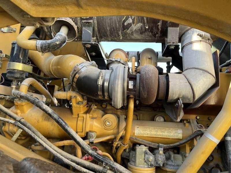 Chargeuse sur pneus Caterpillar 966G