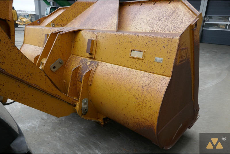 Chargeuse sur pneus Caterpillar 966H