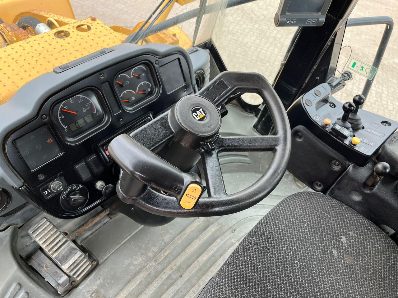 Chargeuse sur pneus Caterpillar 966H