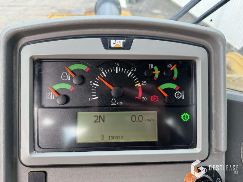 Chargeuse sur pneus Caterpillar 966M