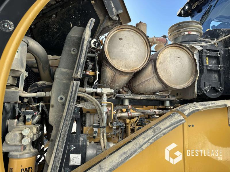 Chargeuse sur pneus Caterpillar 966M