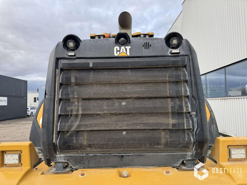 Chargeuse sur pneus Caterpillar 966M