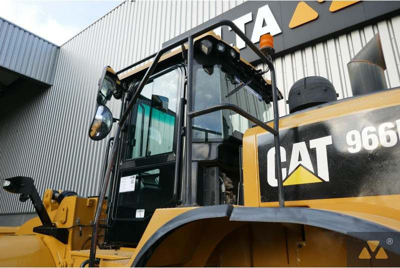 Chargeuse sur pneus Caterpillar 966M
