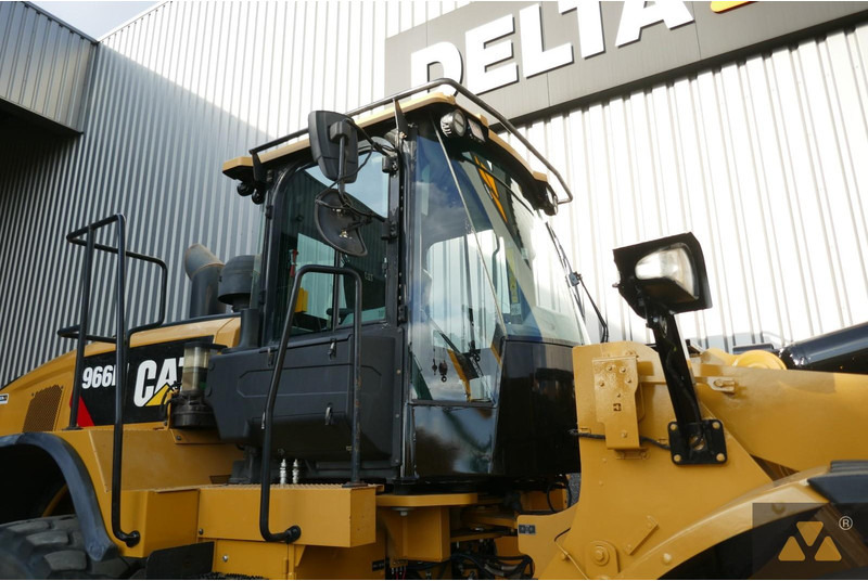 Chargeuse sur pneus Caterpillar 966M
