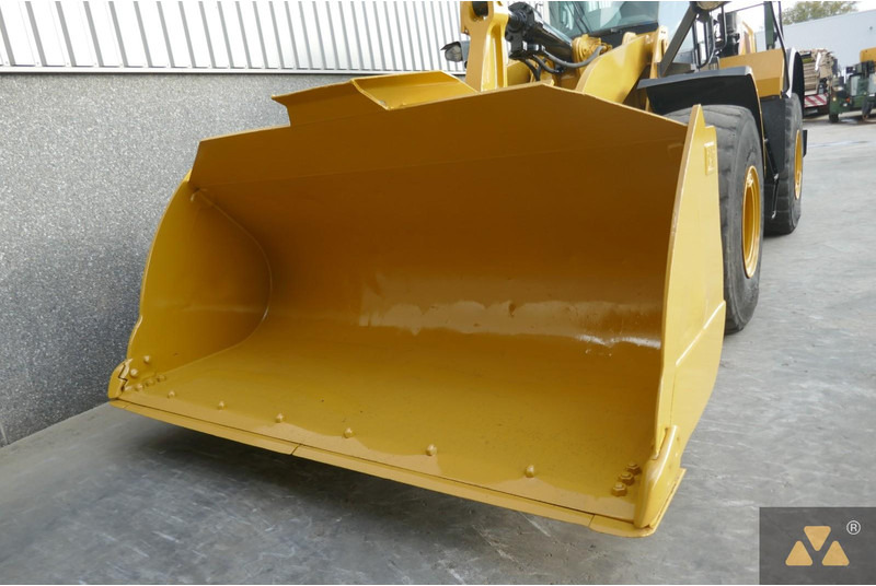 Chargeuse sur pneus Caterpillar 966M