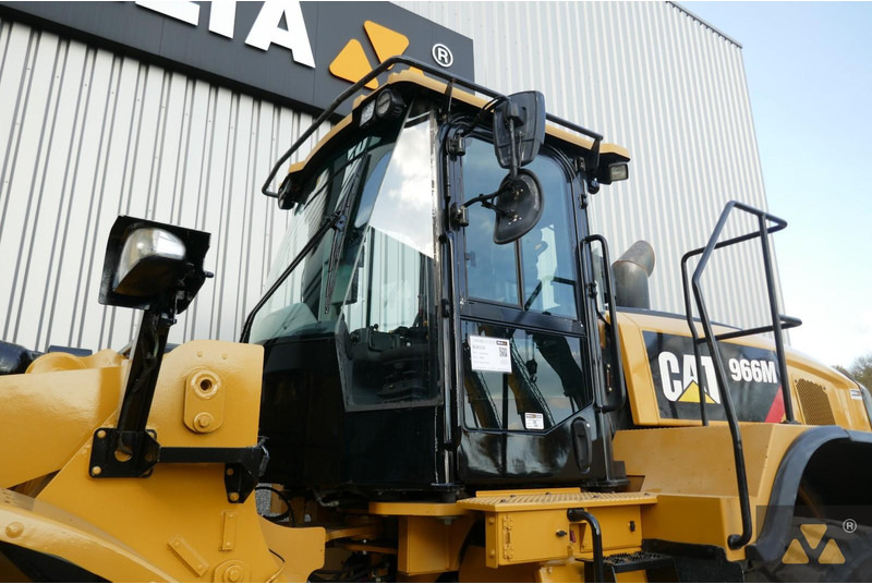 Chargeuse sur pneus Caterpillar 966M