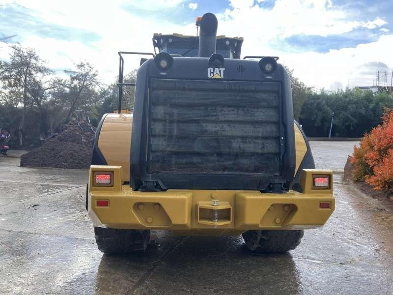 Chargeuse sur pneus Caterpillar 966M