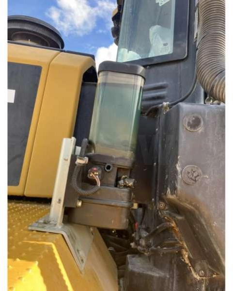 Chargeuse sur pneus Caterpillar 966M