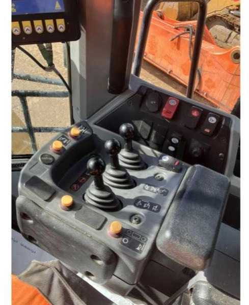 Chargeuse sur pneus Caterpillar 966M