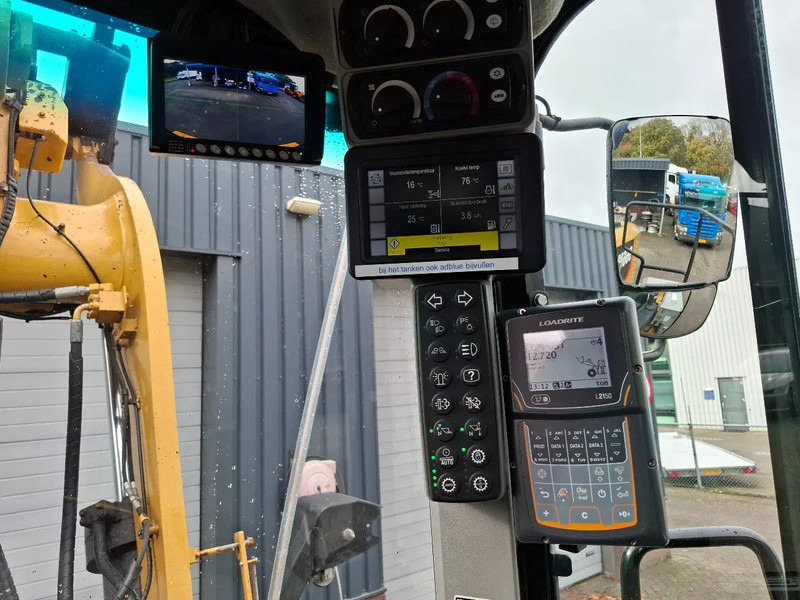 Chargeuse sur pneus Caterpillar 966M