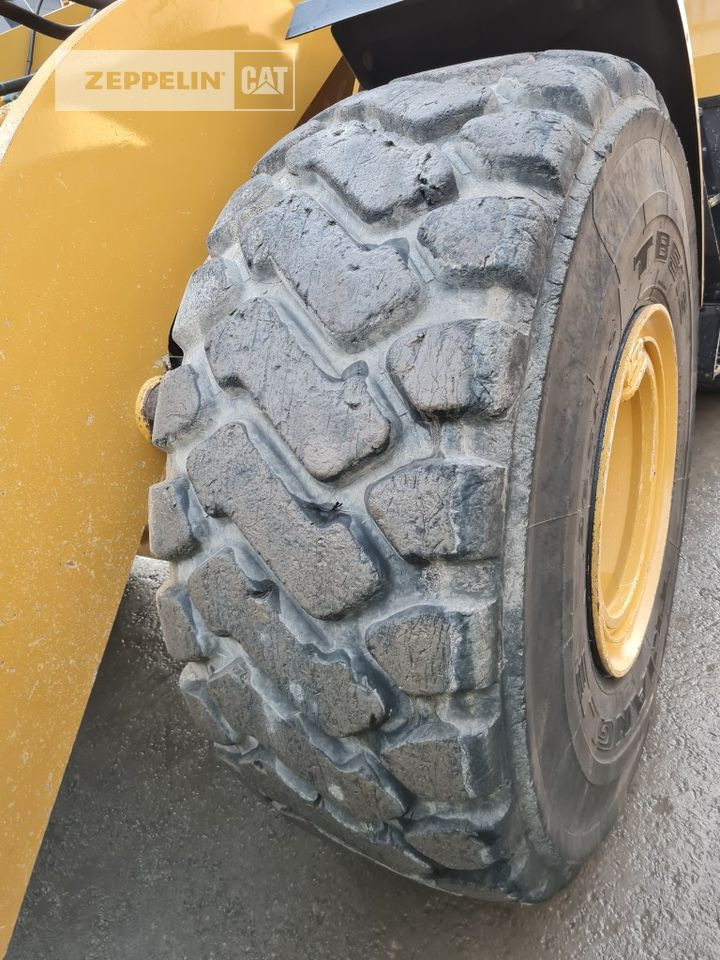 Chargeuse sur pneus Caterpillar 966M