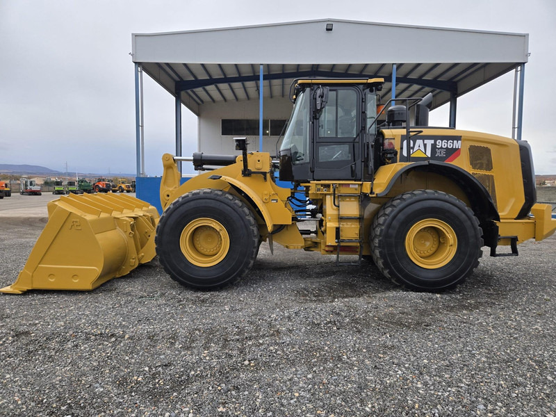 Chargeuse sur pneus Caterpillar 966MXE