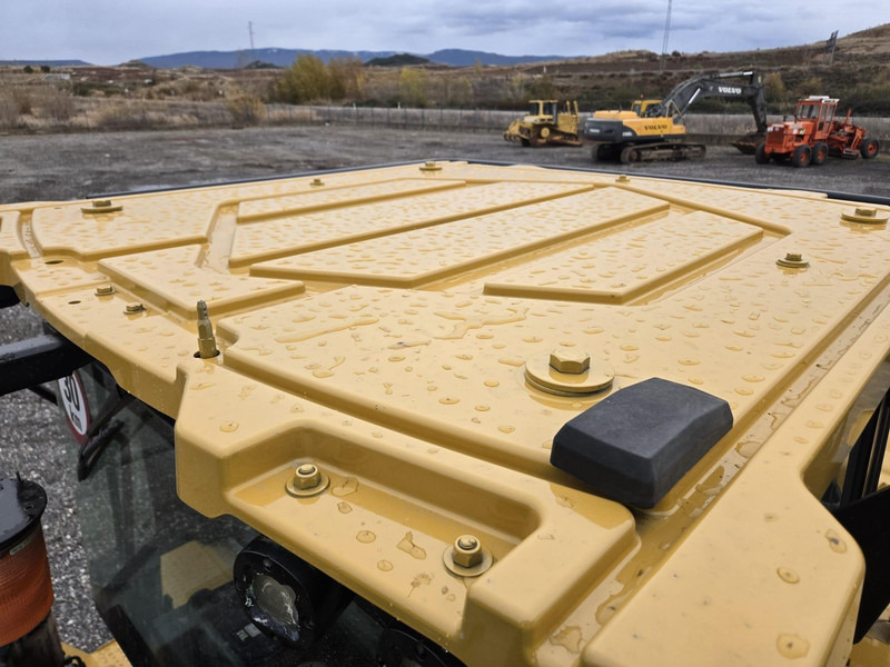 Chargeuse sur pneus Caterpillar 966MXE