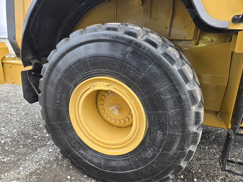 Chargeuse sur pneus Caterpillar 966MXE