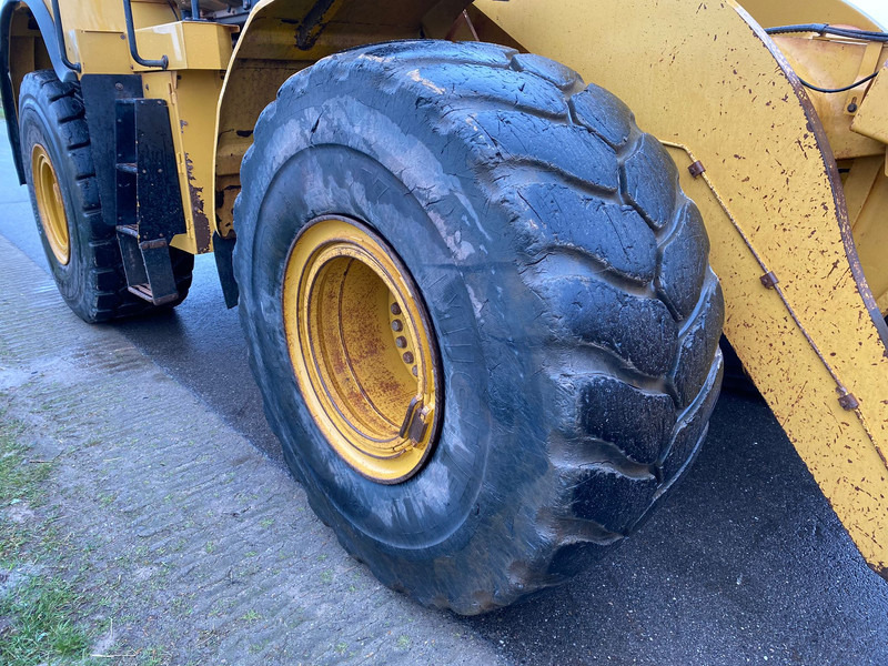 Chargeuse sur pneus Caterpillar 966M XE - Excellent condition
