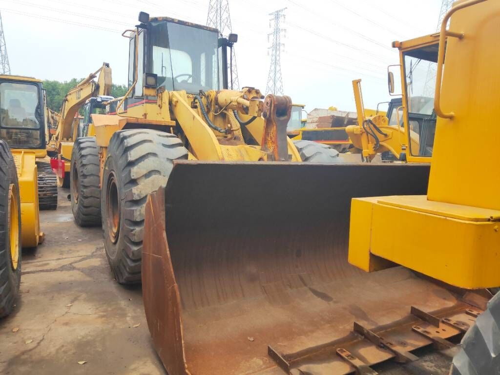 Chargeuse sur pneus Caterpillar 966 F
