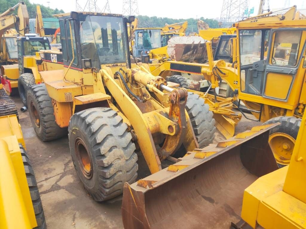 Chargeuse sur pneus Caterpillar 966 F