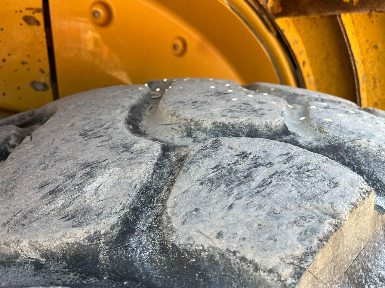 Chargeuse sur pneus Caterpillar 966 H