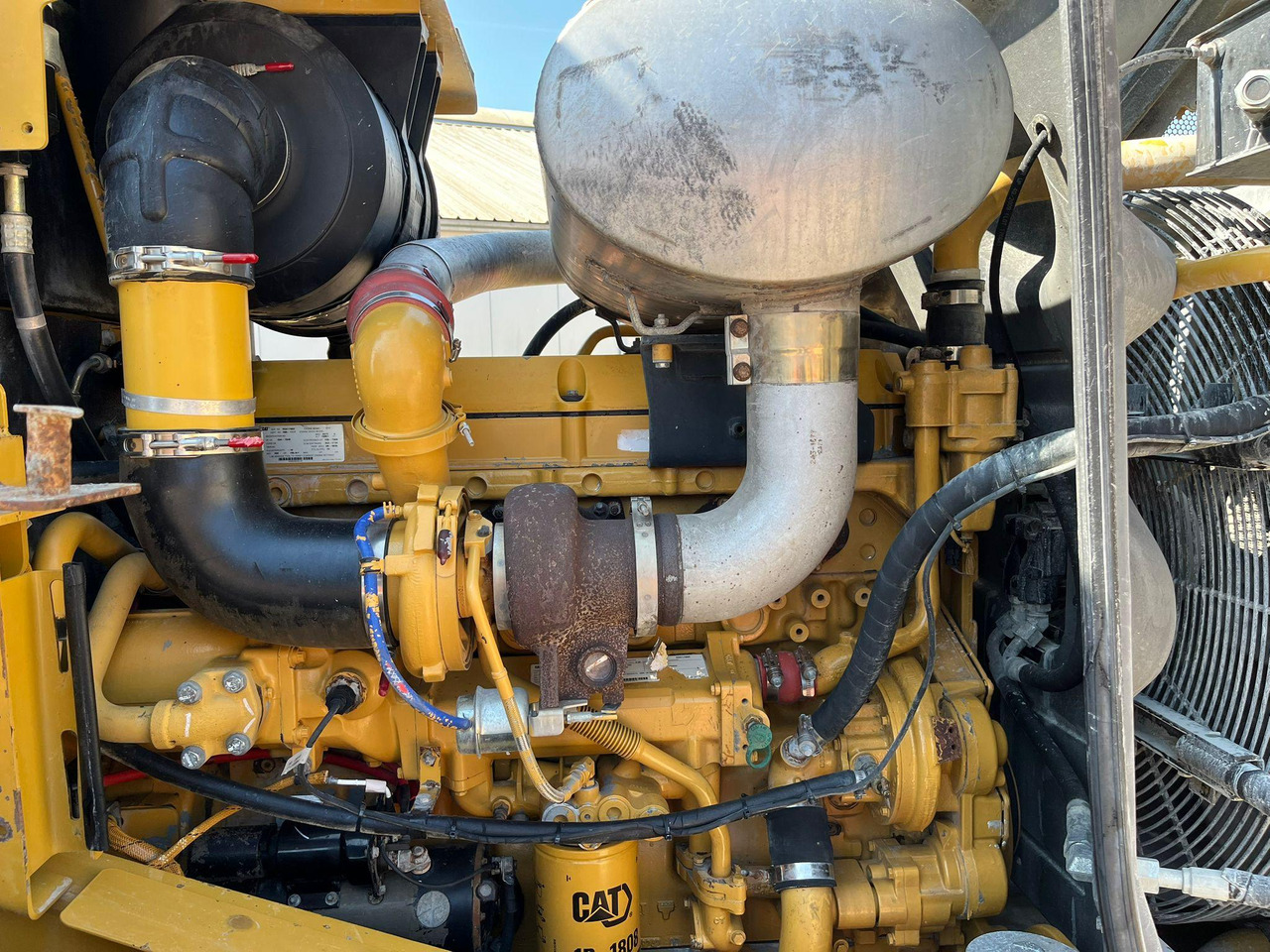 Chargeuse sur pneus Caterpillar 966 H