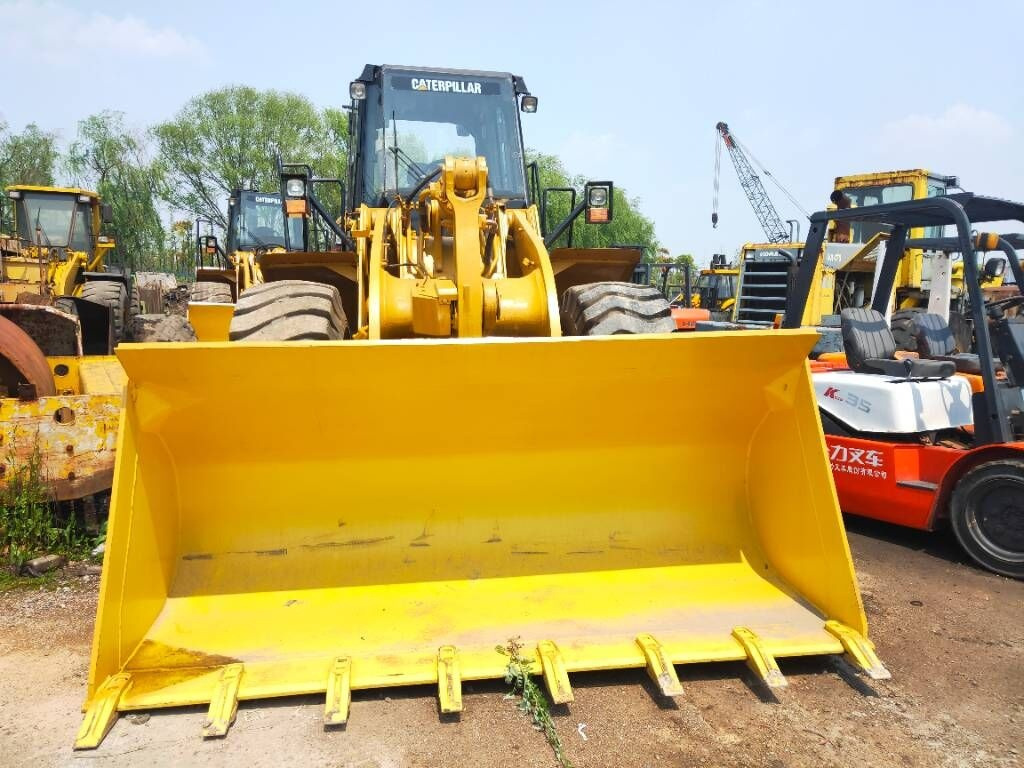 Chargeuse sur pneus Caterpillar 966 H