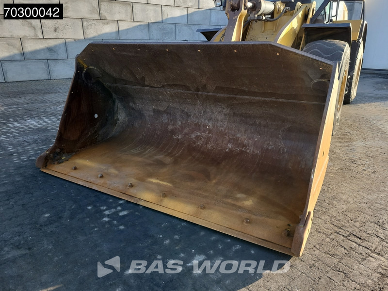 Chargeuse sur pneus Caterpillar 966 M