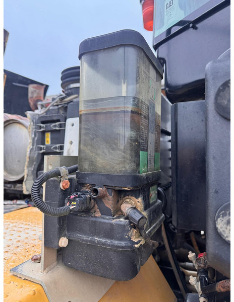 Chargeuse sur pneus Caterpillar 966 M NVT