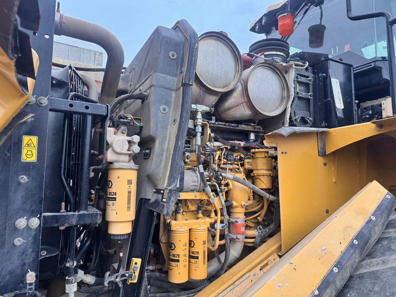 Chargeuse sur pneus Caterpillar 966 M NVT