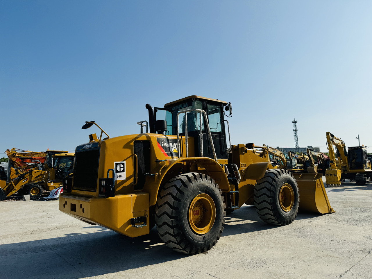 Chargeuse sur pneus Caterpillar 966 Wheel Loader CAT 966H 966G 966F 6 Ton Used Loaders in Good Quality