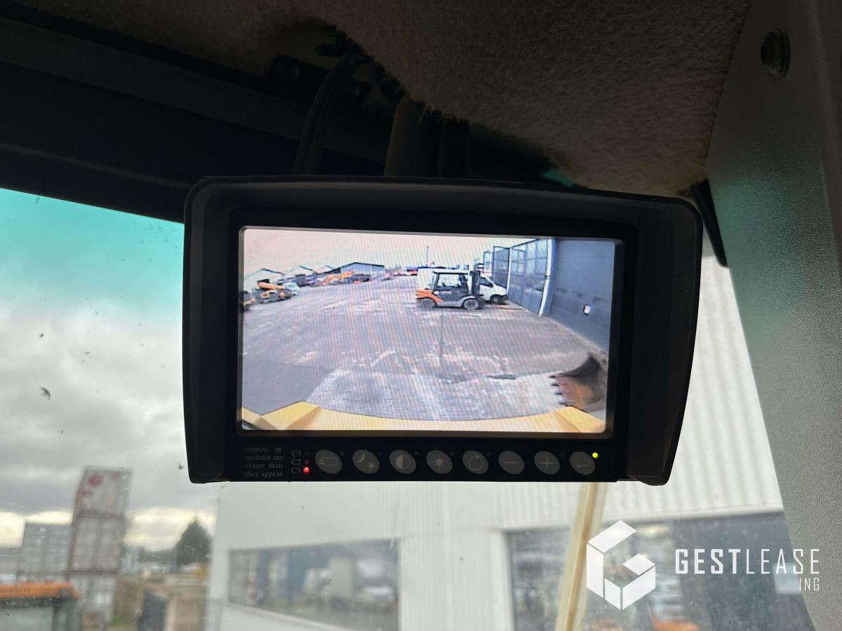 Chargeuse sur pneus Caterpillar 972K